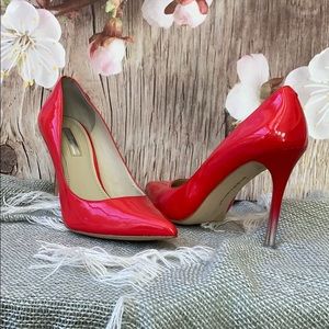 BCBGeneration TREASURE Pumps